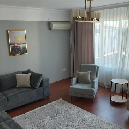 Apartament Kadikoy Merkezi Konumda *