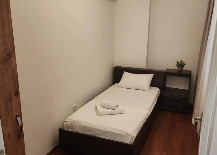 Kadikoy Merkezi Konumda